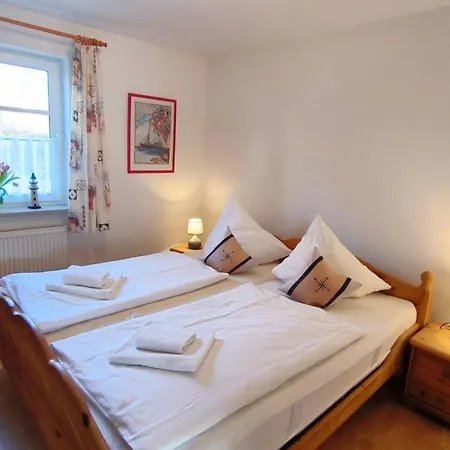 Ambiente Apartment *